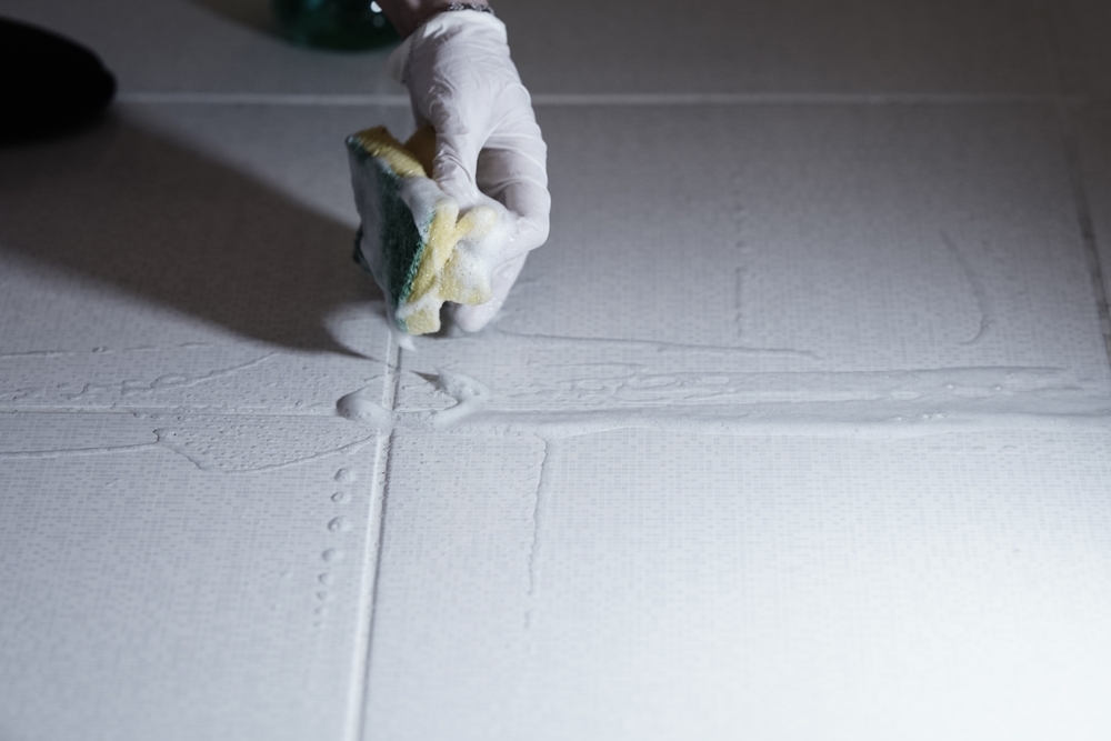 Keep Your Boat’s Tile & Grout Spotless in West Palm Beach, FL
